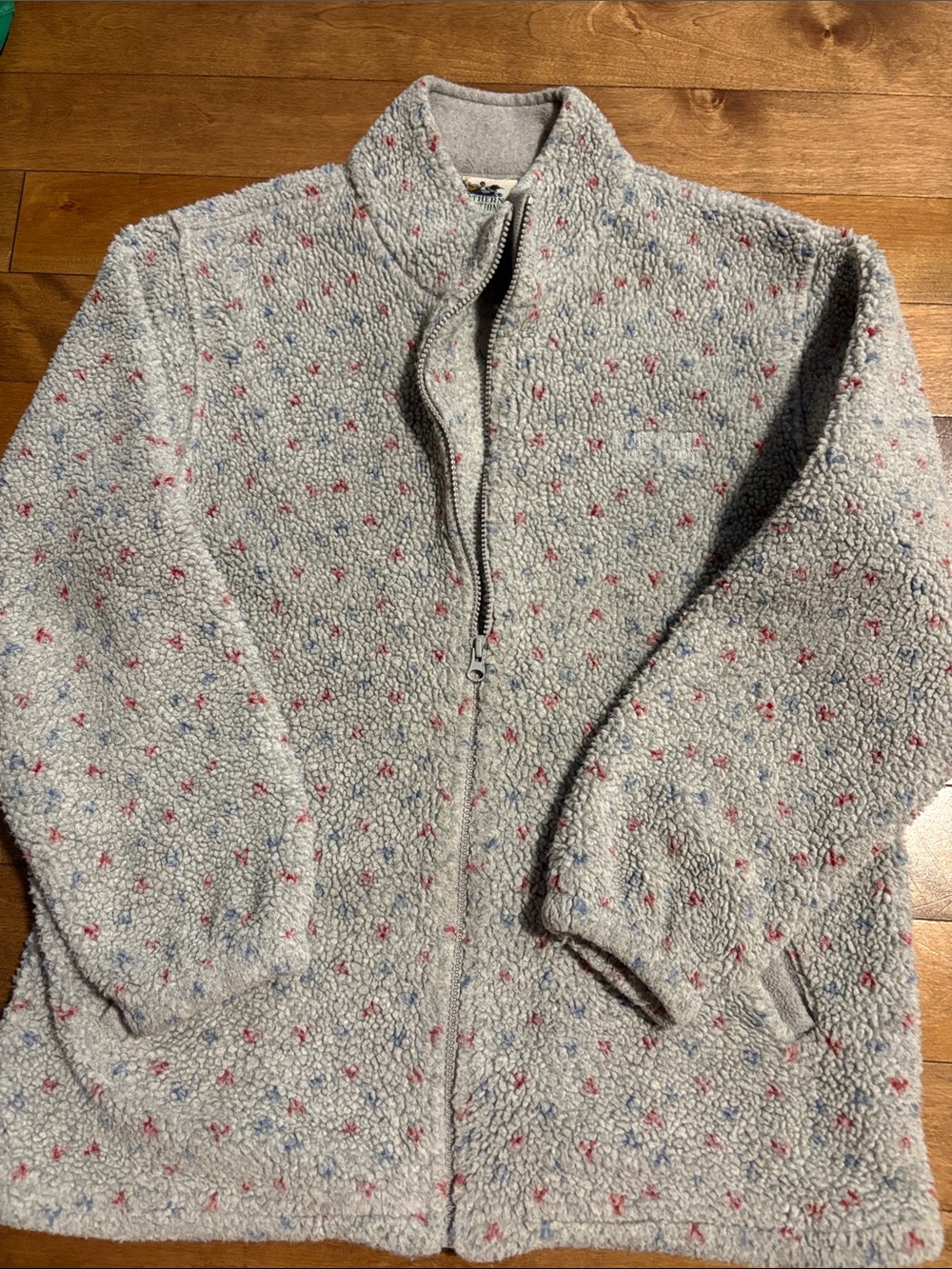 Northern Reflections Light Gray Fleece Zip-Up Sweater with Red & Blue Dots